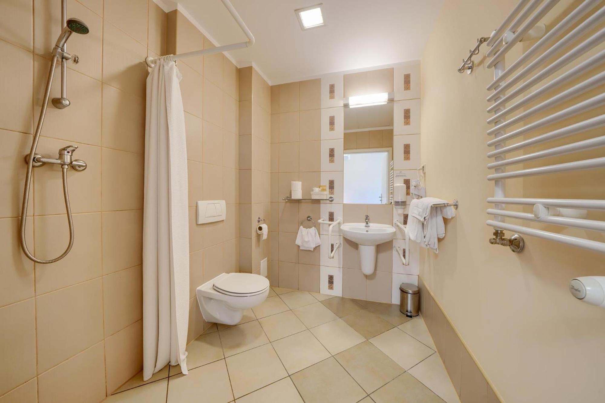 Hotel Aviator Kamien Slaski المظهر الخارجي الصورة