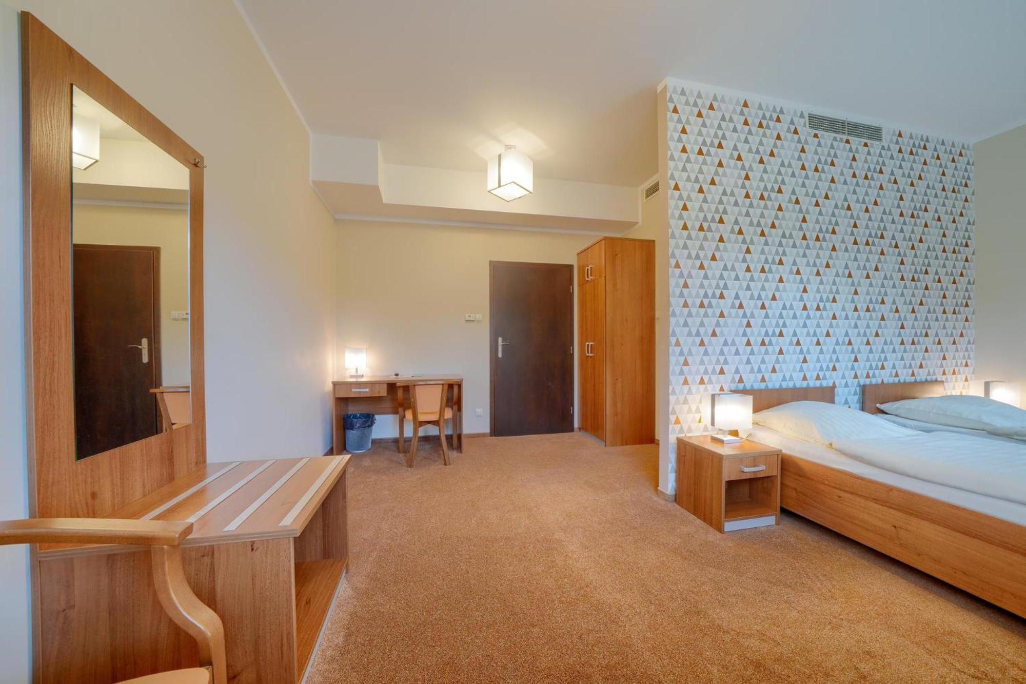 Hotel Aviator Kamien Slaski المظهر الخارجي الصورة