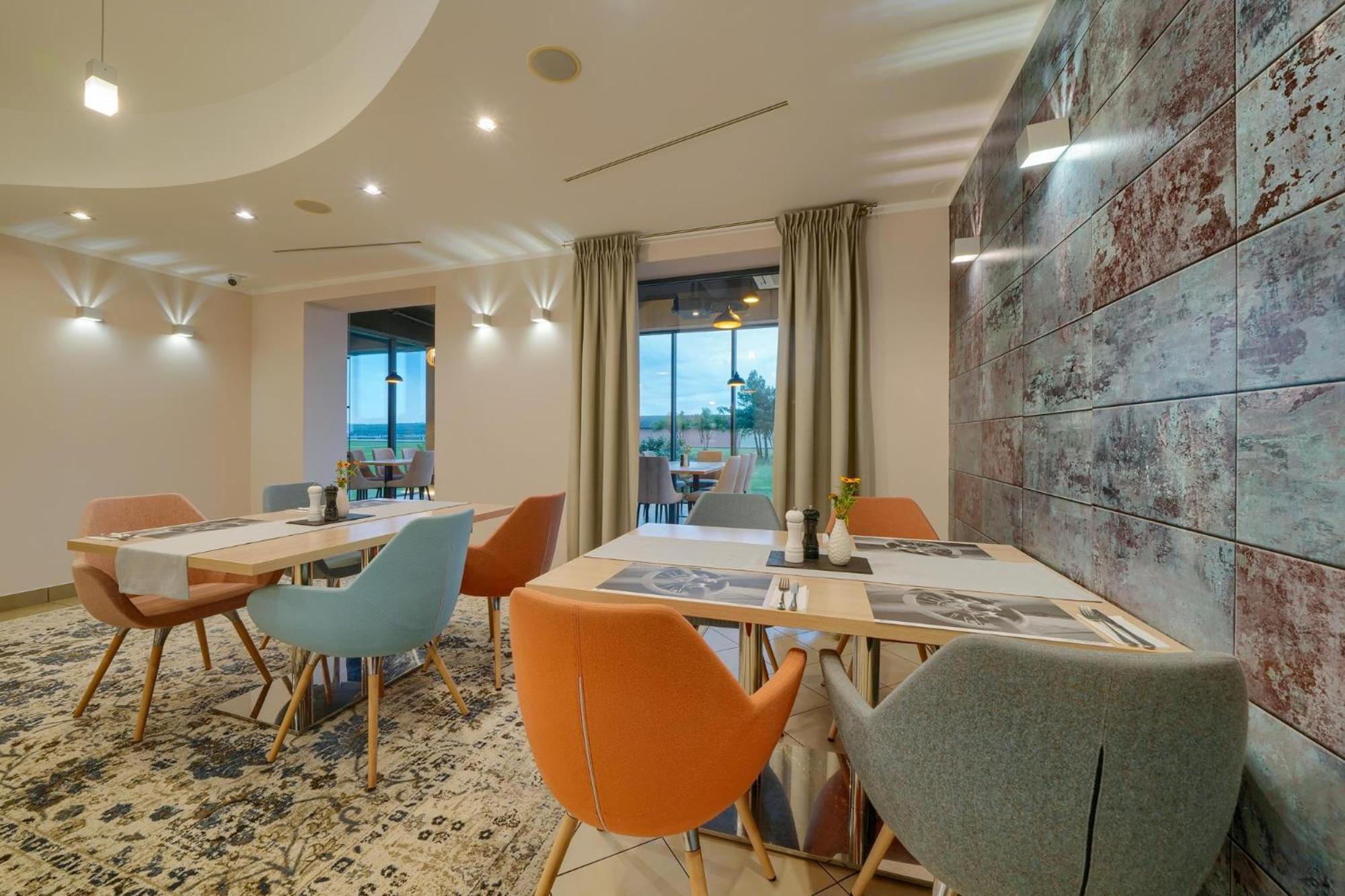 Hotel Aviator Kamien Slaski المظهر الخارجي الصورة